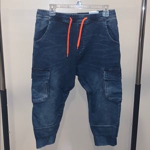 Cropped Cargo Joggers